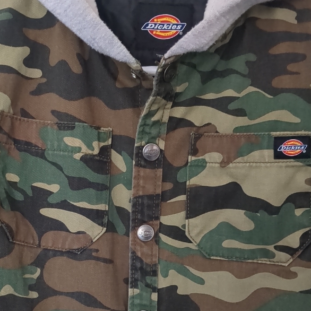 Dickies Green Camo Jacket with Gray Hood - Picture 3 of 5